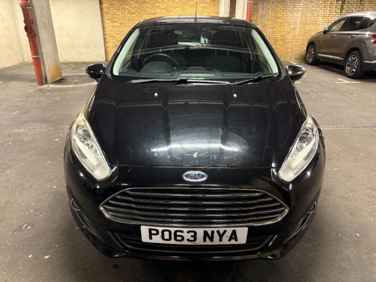 Ford, FIESTA, Hatchback, 2014, Manual, 1241 (cc), 5 doors