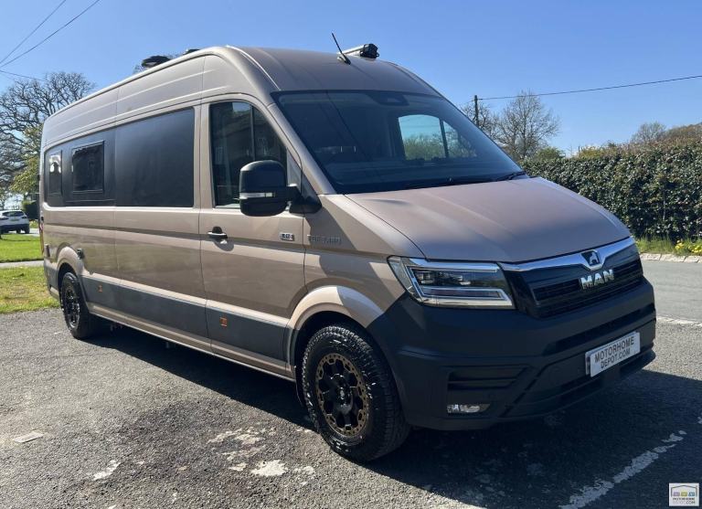 MAN TGE 3.180,4 x4, 2025, 2 berth rear lounge van conversion