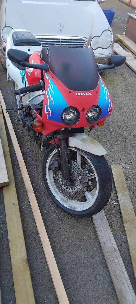 Honda VFR400 NC30 project/spares/repare