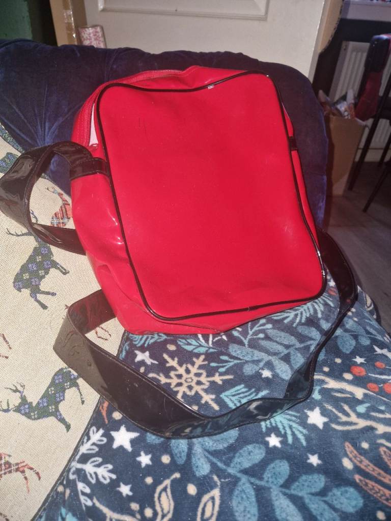 Pucca cross body bag