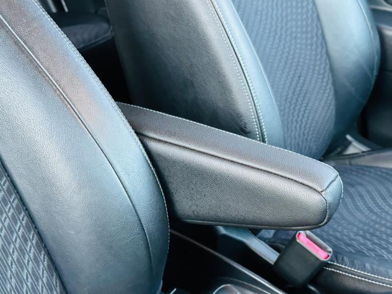 2014 Nissan Note 1.5 dCi Tekna Euro 5 (s/s) 5dr MPV Diesel Manual