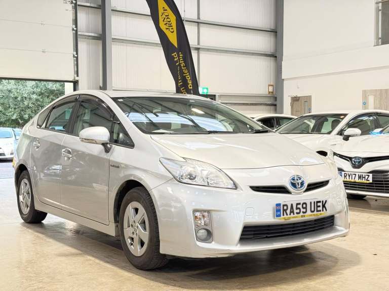 2010 Toyota Prius Toyota Prius Hybrid Petrol Silver 2010 5 Seater  1.8L Hybrid