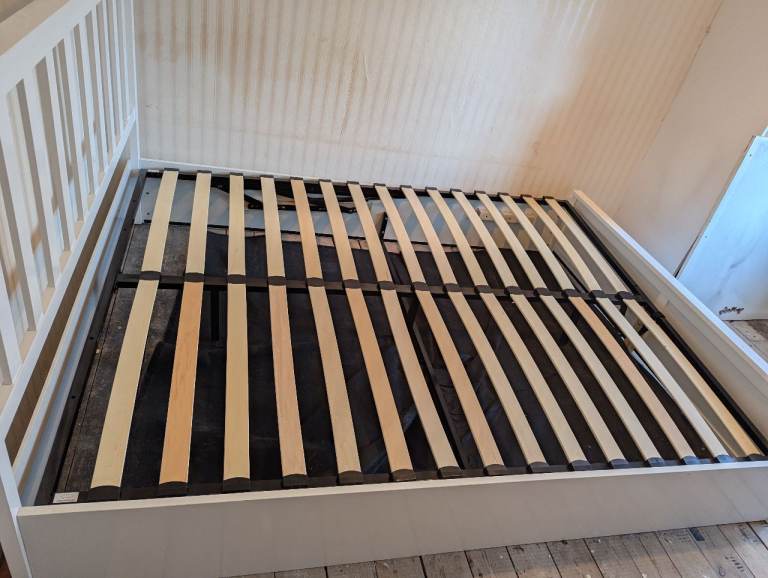 OTTOMAN KING SIZE DOUBLE BED AND MATTRESS