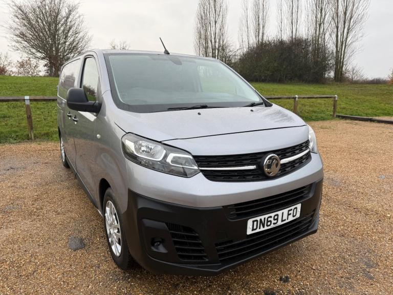 2019 Vauxhall Vivaro 1.5 Turbo D 2700 Dynamic L1 H1 Euro 6 (s/s) 6dr PANEL VAN Diesel Manual