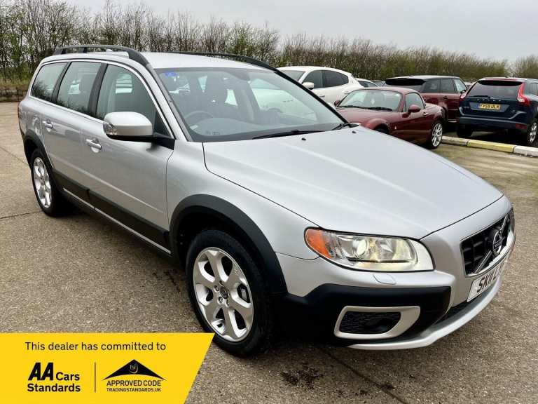2011 Volvo XC70 2.4 D5 SE Lux AWD Euro 5 5dr Estate Diesel Manual