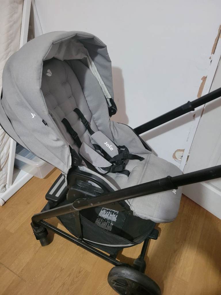 Pram and push chair