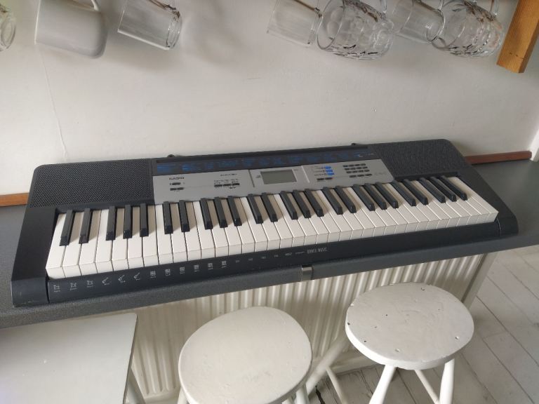 Casio CTK-1550 - Keyboard / piano / synth / synthesizer