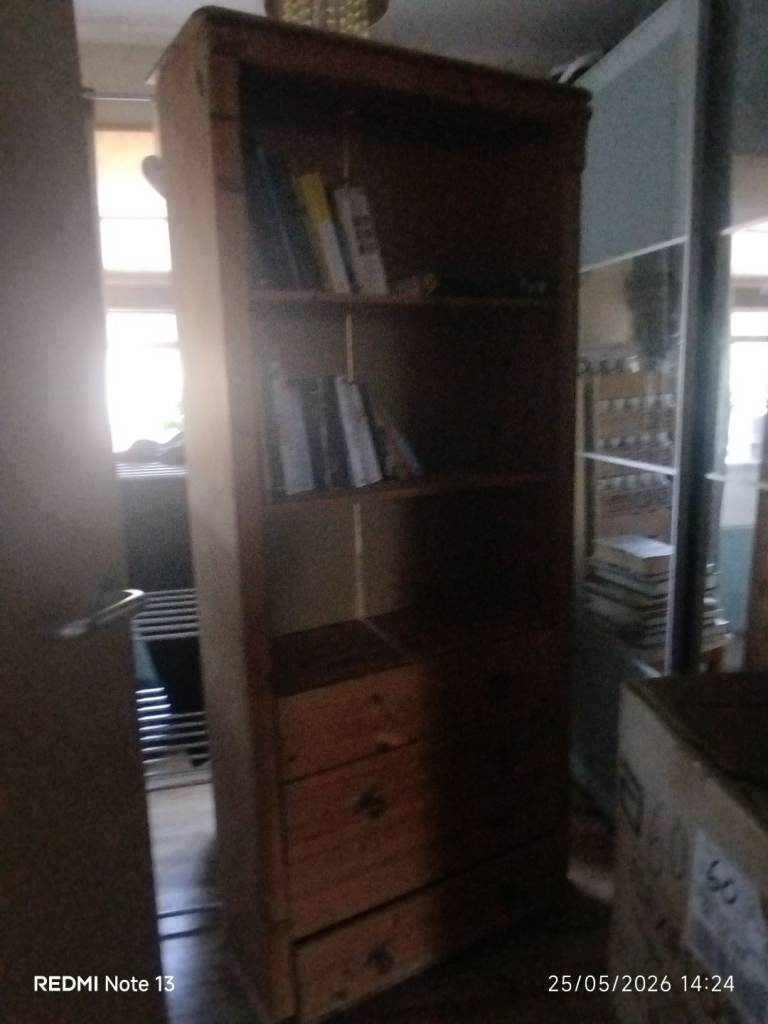 Oak bookcase free
