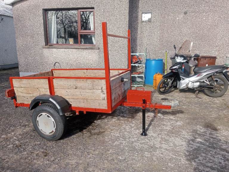Car trailer