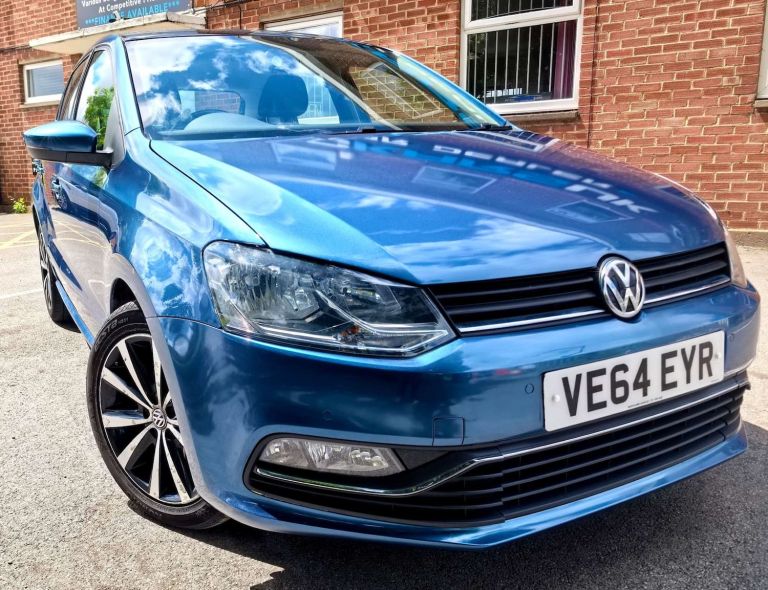 2014 Volkswagen Polo 1.2 Polo SE TSi 5dr - Full 11 Services History - Glass Sun Roof - Metallic  ...