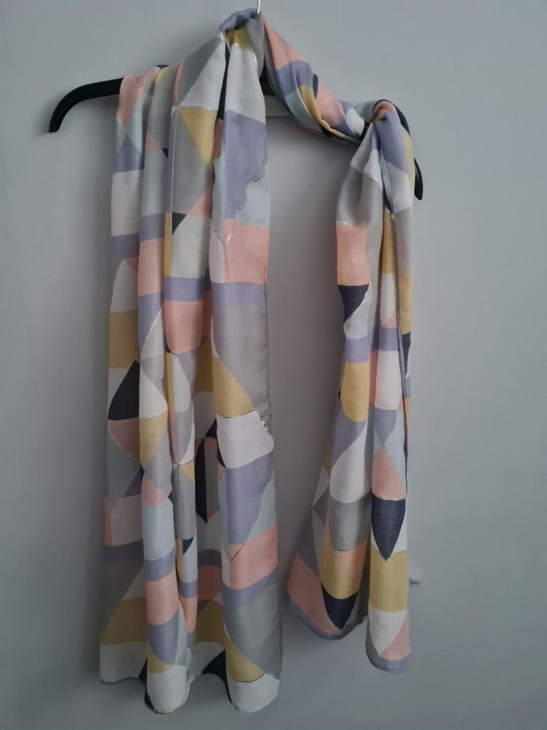 Ladies Pastel Coloured Scarf