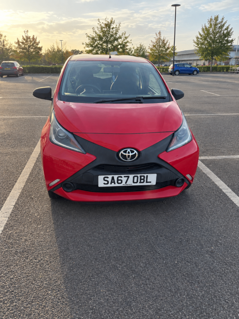 Toyota, AYGO, Hatchback, 2017, Manual, 998 (cc), 3 doors