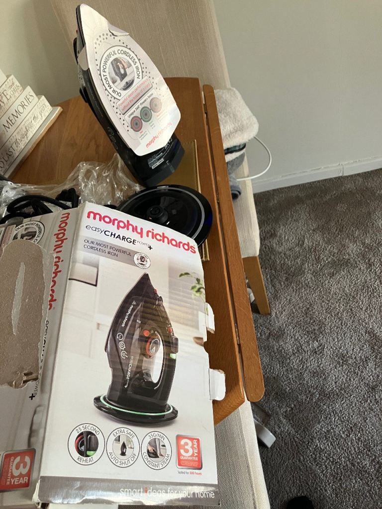 Morphy Richard’s Easy Charge power plus 