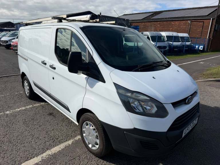 2017 Ford Transit Custom ex bt twin side doors l1 swb 72k history finance available  PANEL VAN Di...