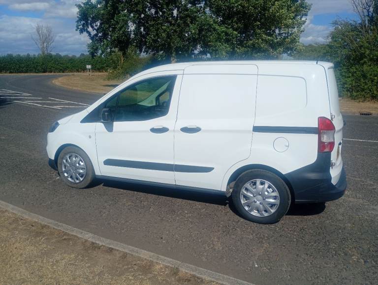 Ford Transit Courier diesel 104000 miles 2019