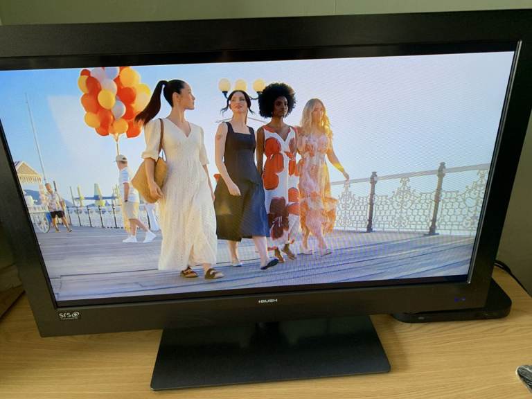 Bush LE32GE11E 32 inch LED Tv