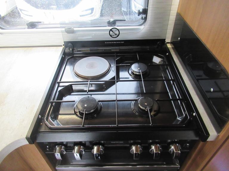 Auto Trail Tracker FB