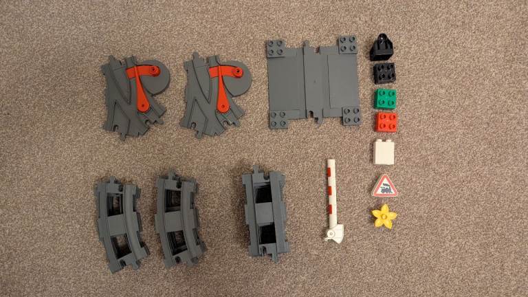 Duplo Bundle 9 sets (Including Train Sets!) 