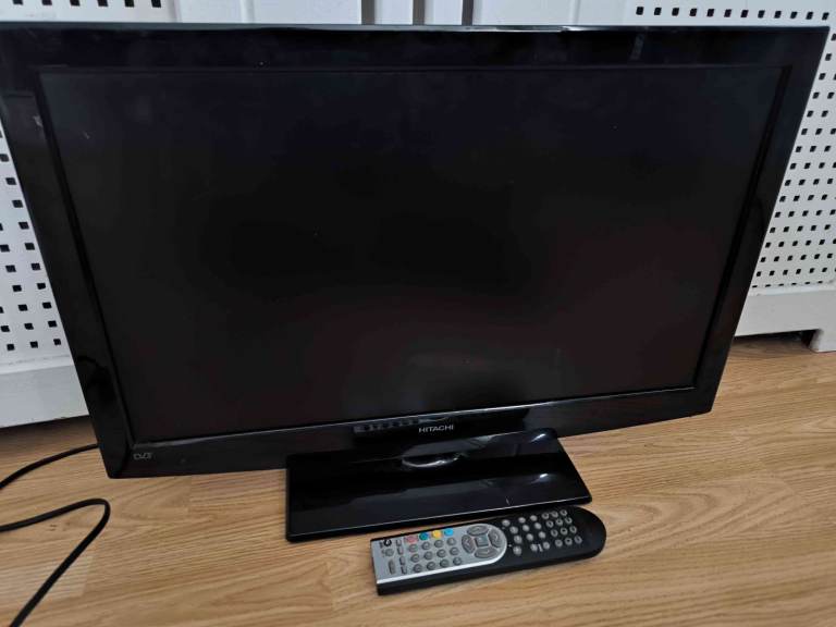 24" TV FullHD LED HDMI USB Freeview