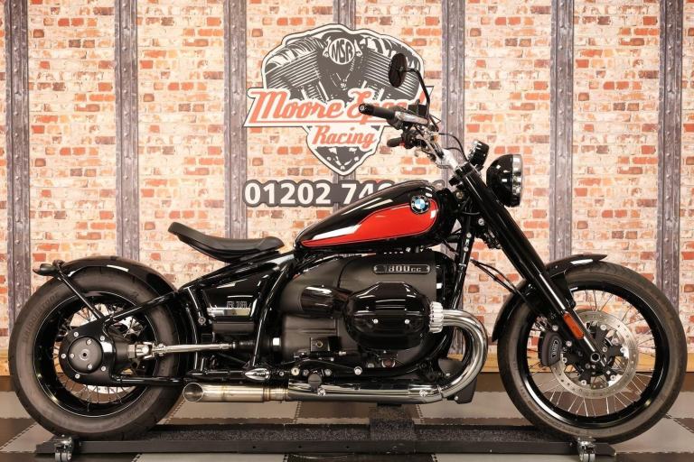 2024 BMW R18 CUSTOM - ONLY 926 MILES! - PRO RACE EXHAUST - BOBBER KIT - STUNNING