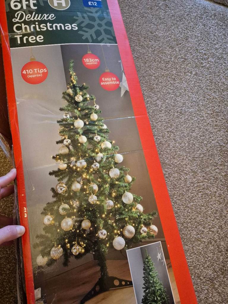 6ft Christmas tree
