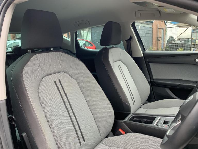 2021 SEAT Leon 1.5 TSI EVO SE Dynamic Hatchback 5dr Petrol Manual Euro 6 (s/s) (130 ps) Hatchback...