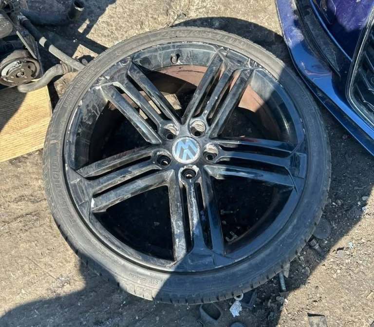 VOLKSWAGEN SCIROCCO 08-17 R 235/35/19 INCH ALLOY WHEEL TALLADEGA 1K8601025G 4