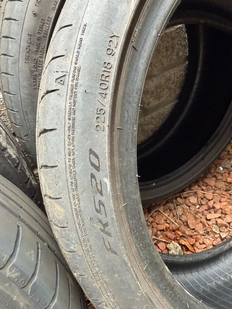 Falken FK520  4 tyres 225/40/18