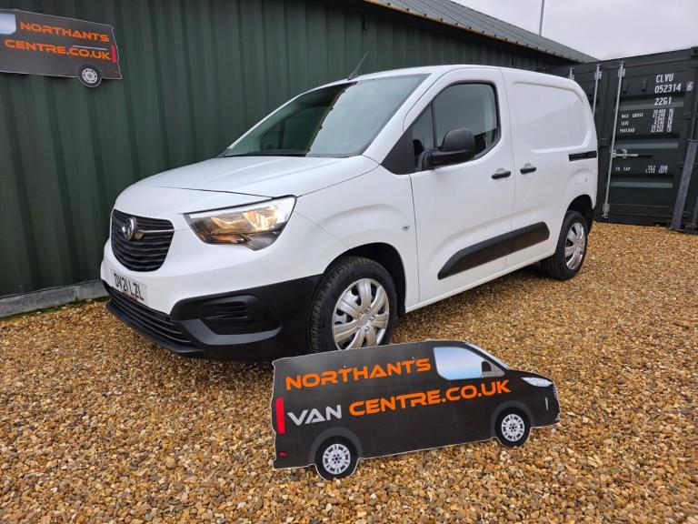2021 Vauxhall Combo 2300 1.5 Turbo D 100ps L1 H1 Dynamic Van  * PLUS VAT * PANEL VAN Diesel Manual