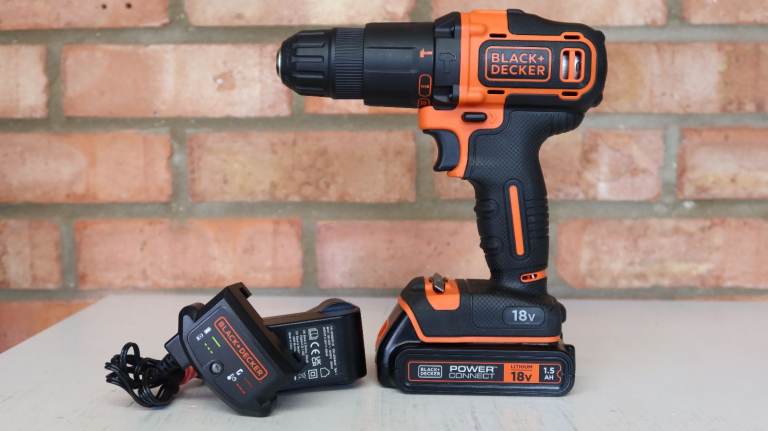 Nearly New Black + Decker BCD700S 18V 2 Speed Hammer Drill + 1.5AH Battery & Charger