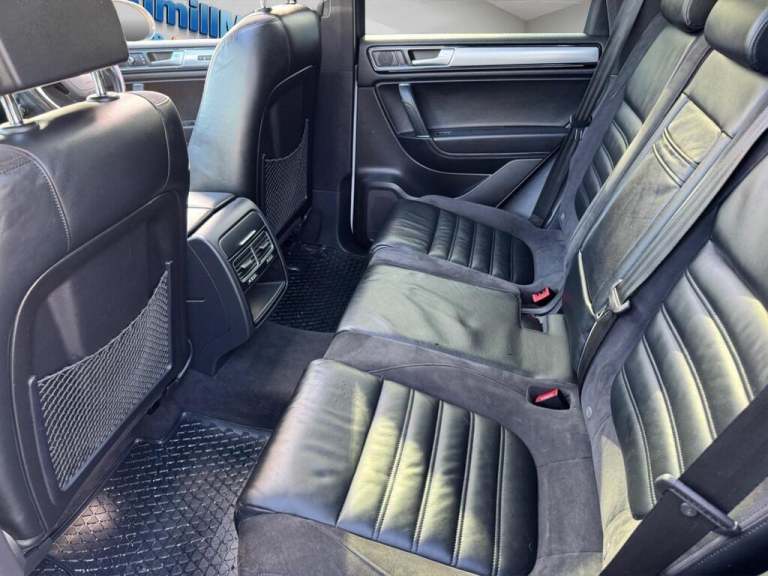 2015 Volkswagen Touareg 3.0 V6 TDI BlueMotion Tech 262 R-Line 5dr Tip Auto ESTATE DIESEL Automatic