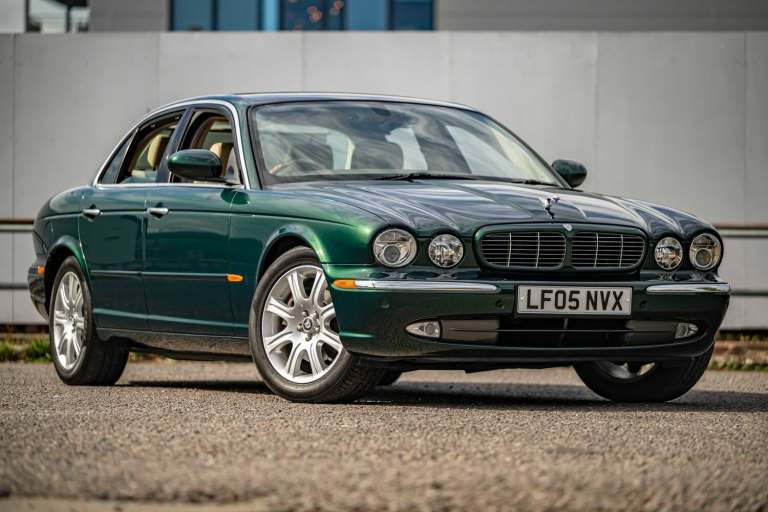 2025 Jaguar XJ 4.2 Special Equipment  PETROL Automatic