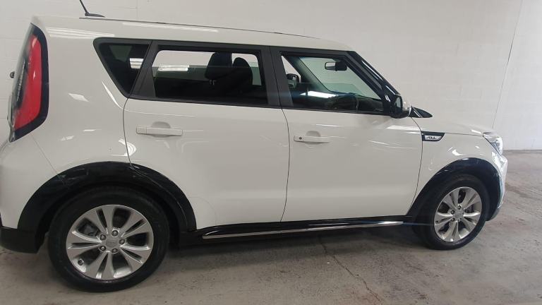 Kia Soul 1.6 URBAN Crdi * GEN 29,000 MILES * ULEZ OK * REVERSE CAM* LOVELY CAR