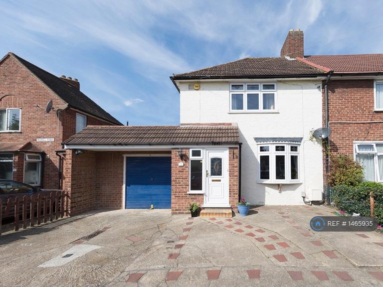 3 bedroom house in Boxoll Road, Dagenham, RM9 (3 bed) (#1465935)