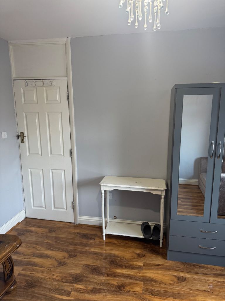 Double room to let