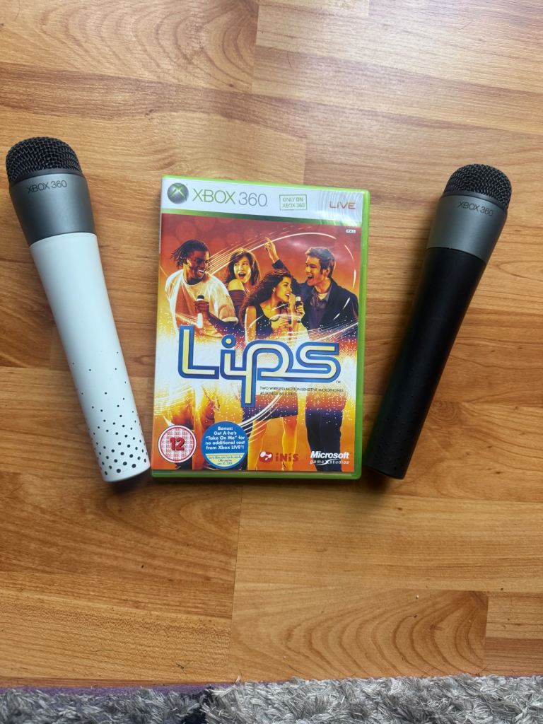 X - box  360 Lips & 2 mic,s