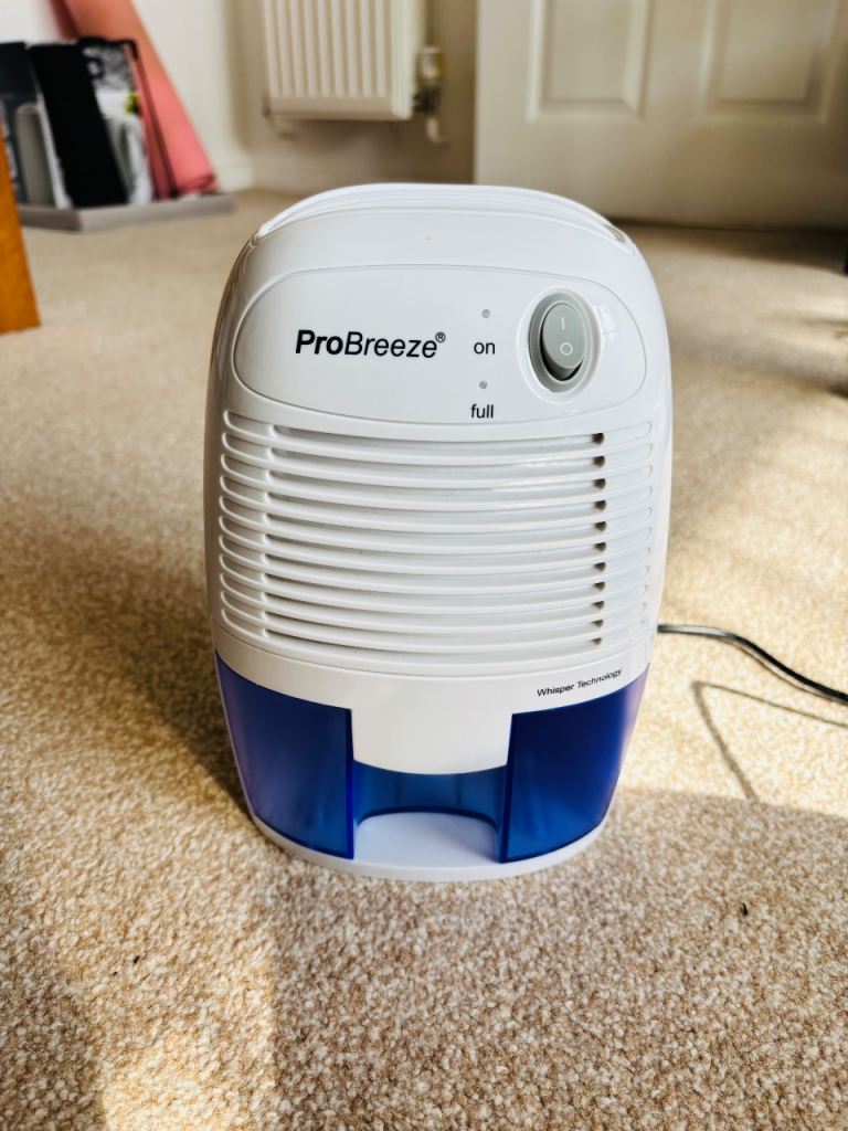Mini dehumidifier 