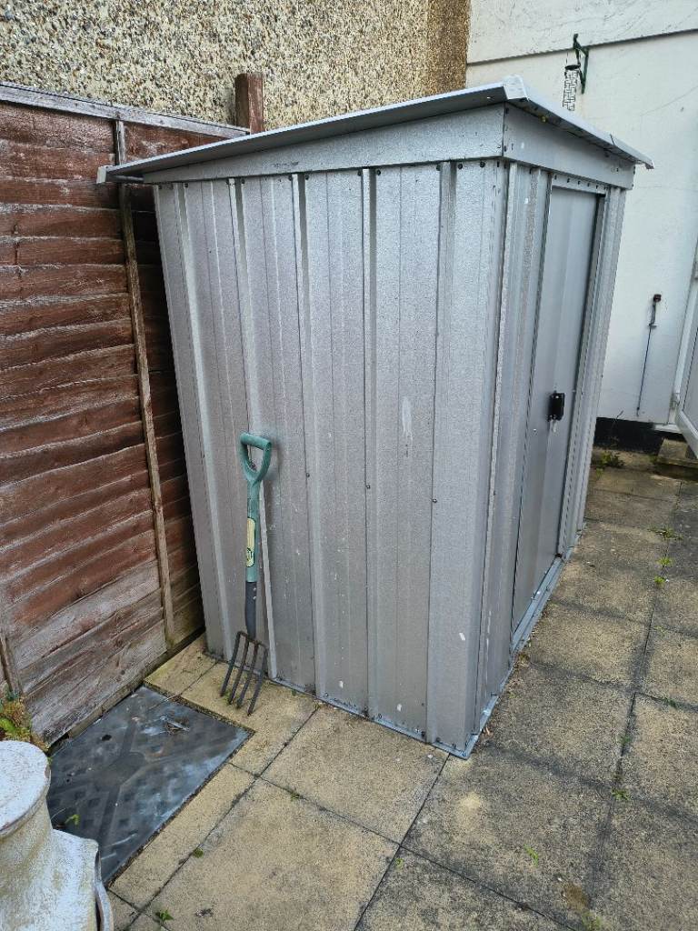 Yardmaster 6 X 4 ft Double Door Metal Pent Roof Shed