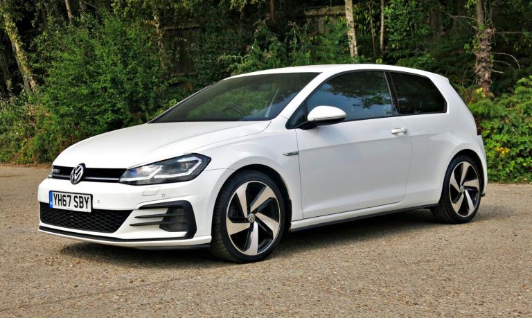 VOLKSWAGEN GOLF 180HP DSG AUTO 3 DOOR GTD White Auto Diesel 2017