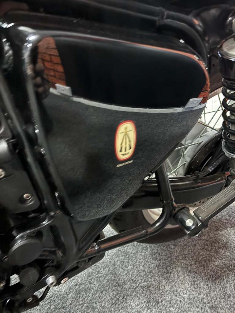 BSA Gold Star 650cc Classic Motorcycle Silver Sheen Legacy