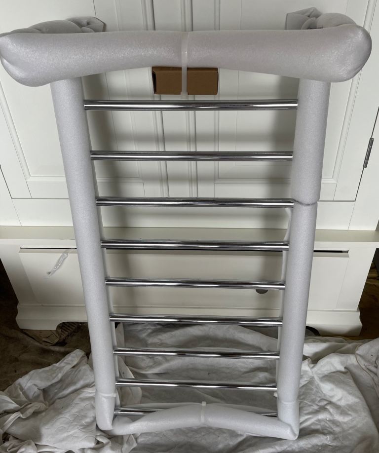 Heated Towel radiator with shelf 