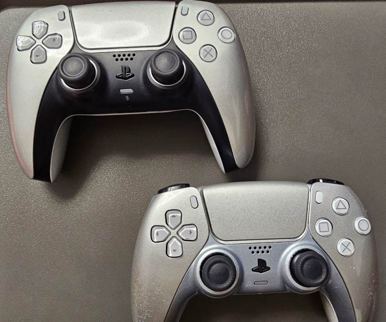 PS5 Controllers bundle