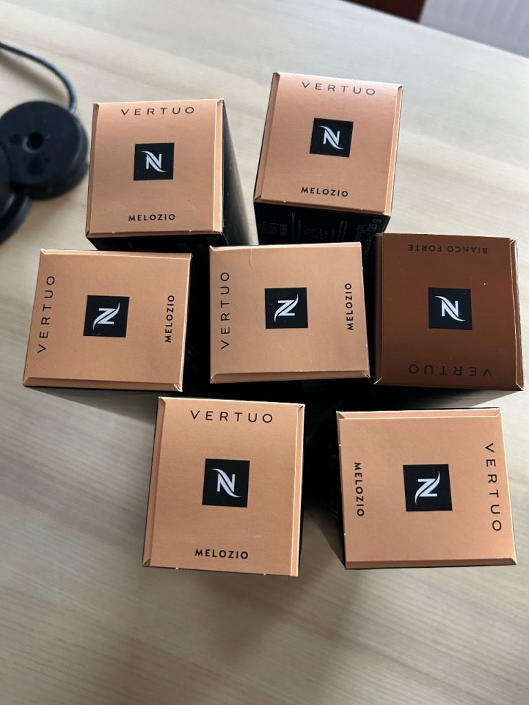 Nespresso  VertuoPlus Coffee Machine,  Piano Black LIKE NEW