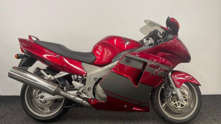 HONDA CBR1100XX SUPER BLACKBIRD ** CRASH PROTECTORS - 2 KEYS - MOT AUG 2026 **