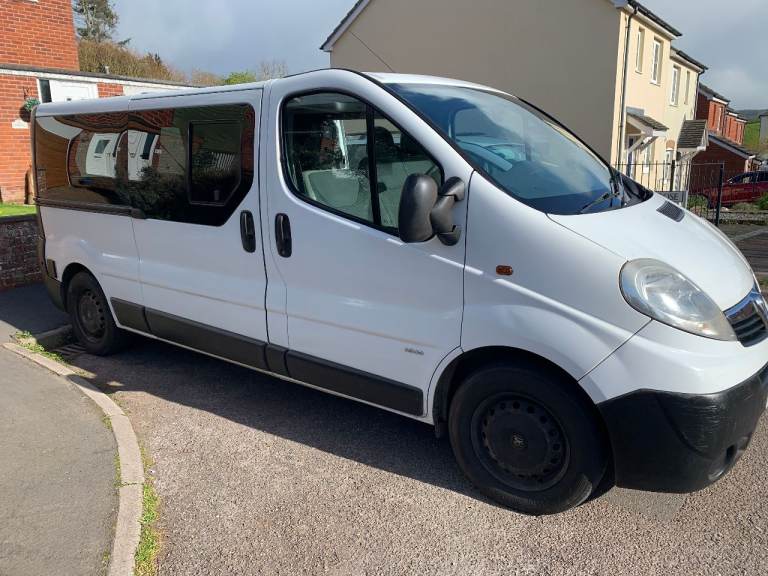 Vauxhall Vivaro 2012 LWB CAMPERVAN FULLY OFF-GRID with solar & leisure battery fitted. King Size Bed