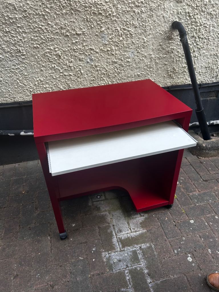 ikea computer table