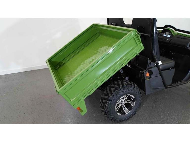 Electric Wheels Nipper Lite 4x4 UTV Gator