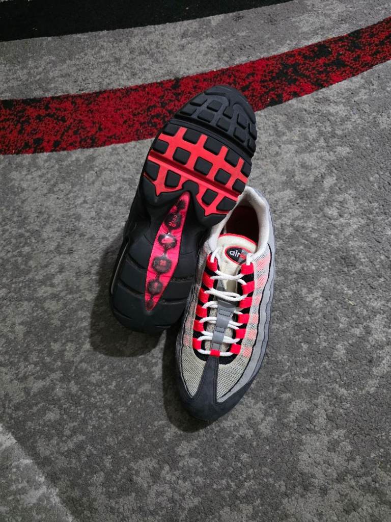 Nike Air Max 95 OG Solar Red uk 7