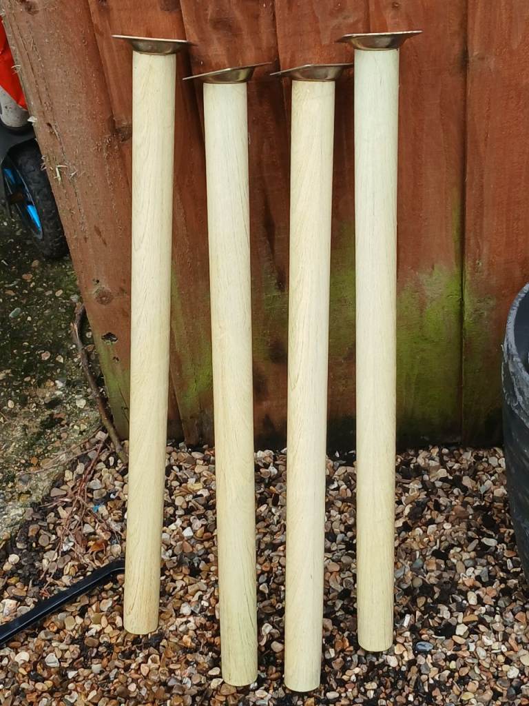 Free 4 legs for children table or desk