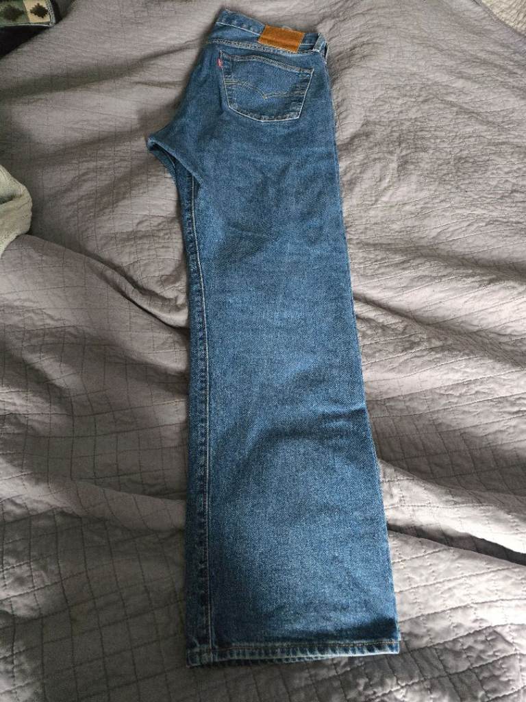 Levis 501 jeans